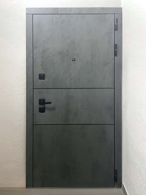 Серая стальная дверь МДФ