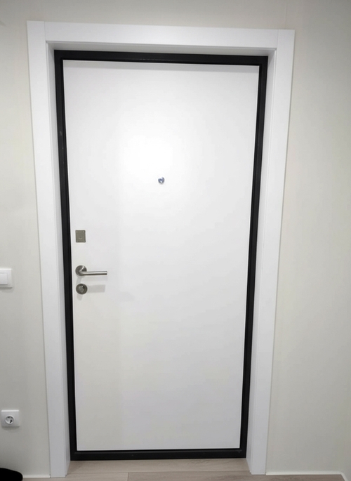 Накладка белого цвета