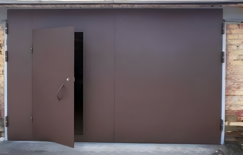 Металлические ворота с калиткой